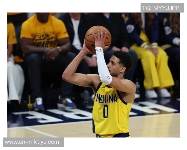 哈利伯顿强调控卫需具备比赛理解力与思考能力成为场上指挥官 哈利伯顿强调控卫需具备比赛理解力与思考能力成为场上指挥官