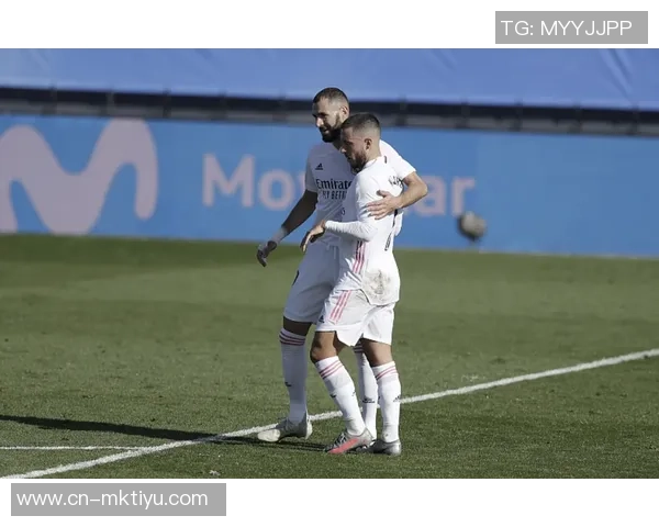 约维奇半场表现惊艳15分钟内斩获11分3板3助助球队领先