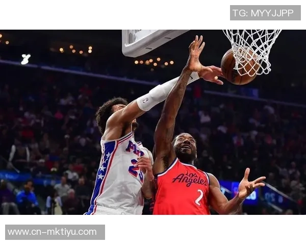 快船苦战联盟倒数第三雷霆球迷欢欣鼓舞享受比赛乐趣